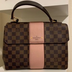 Louis Vuitton Purse